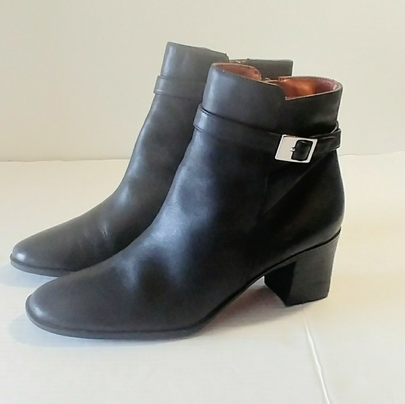 Predictions Shoes - Ankle Boots Leather